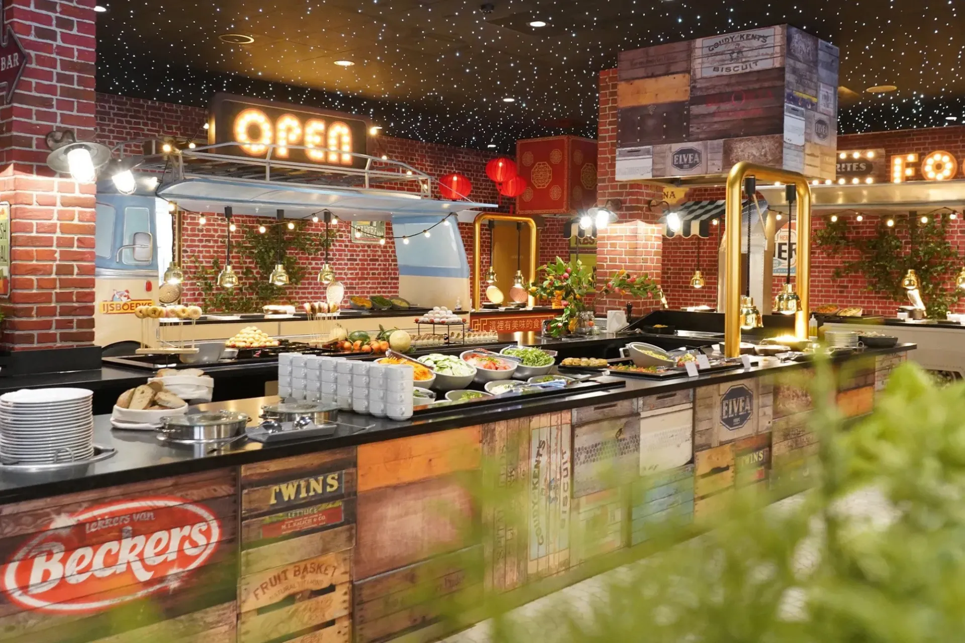 Voorbeeld-van-het-buffet-bij-Plopsaland-Belgium